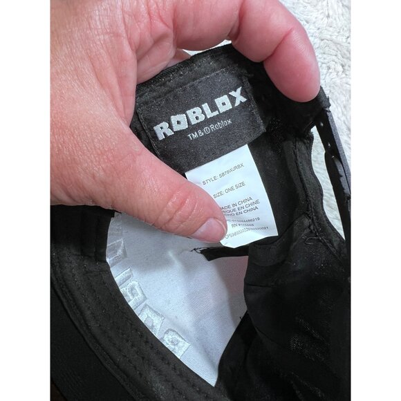 Roblox Snapback Hat Black Multicolor Adjustable Cap - Picture 3 of 6